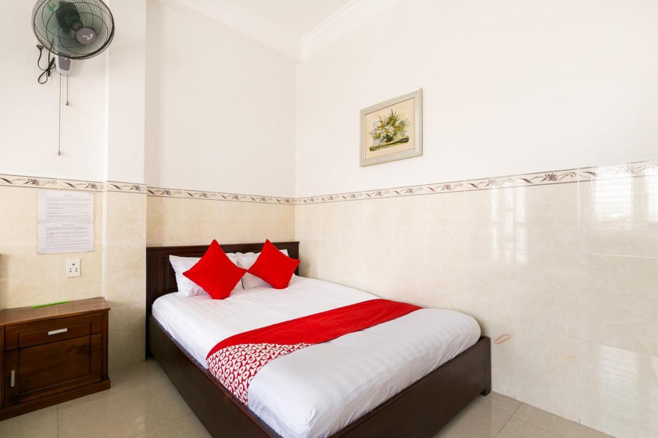 Oyo 372 Vy Ha Hotel Ho Chi Minh City Exterior photo