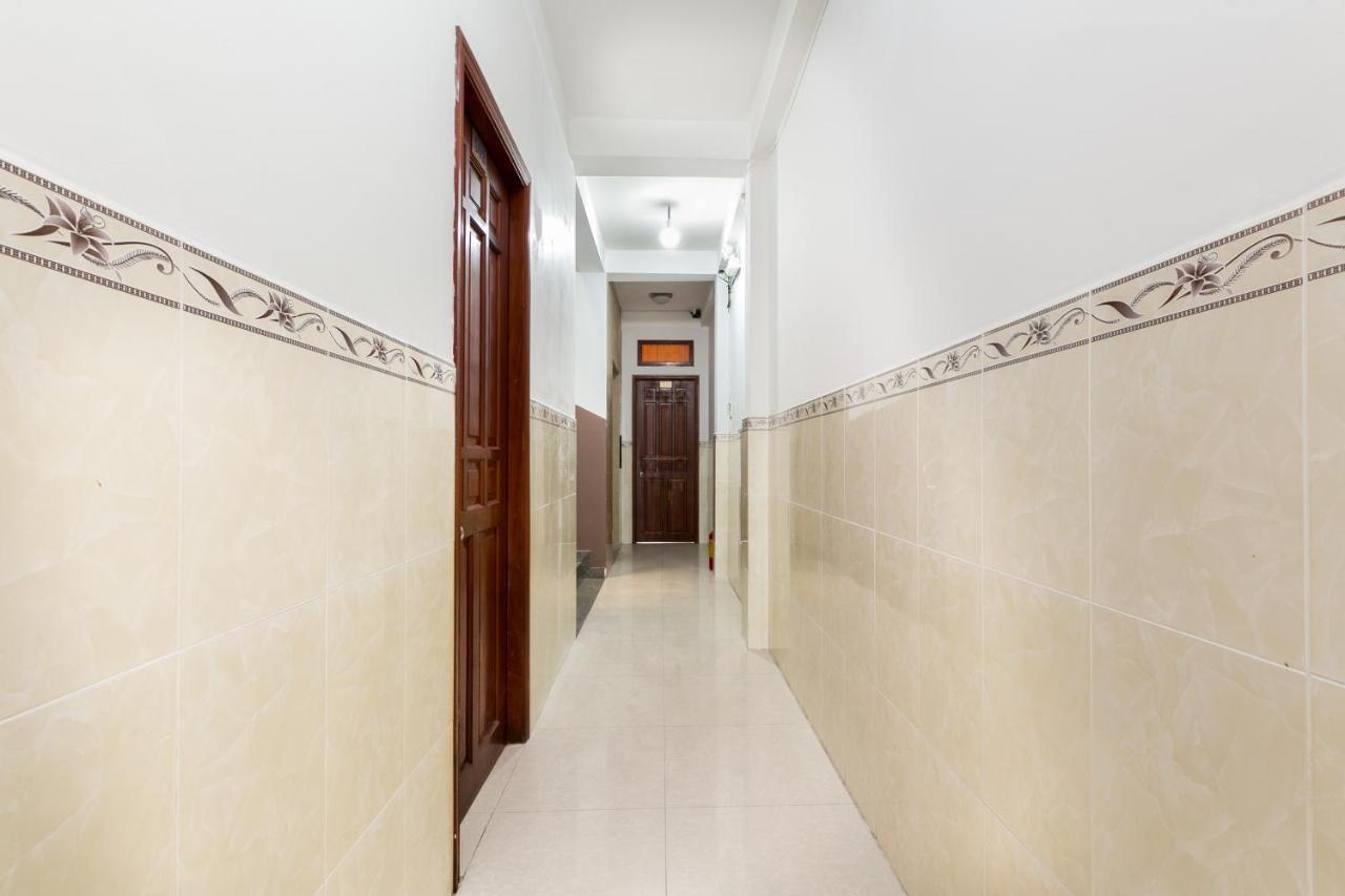 Oyo 372 Vy Ha Hotel Ho Chi Minh City Exterior photo