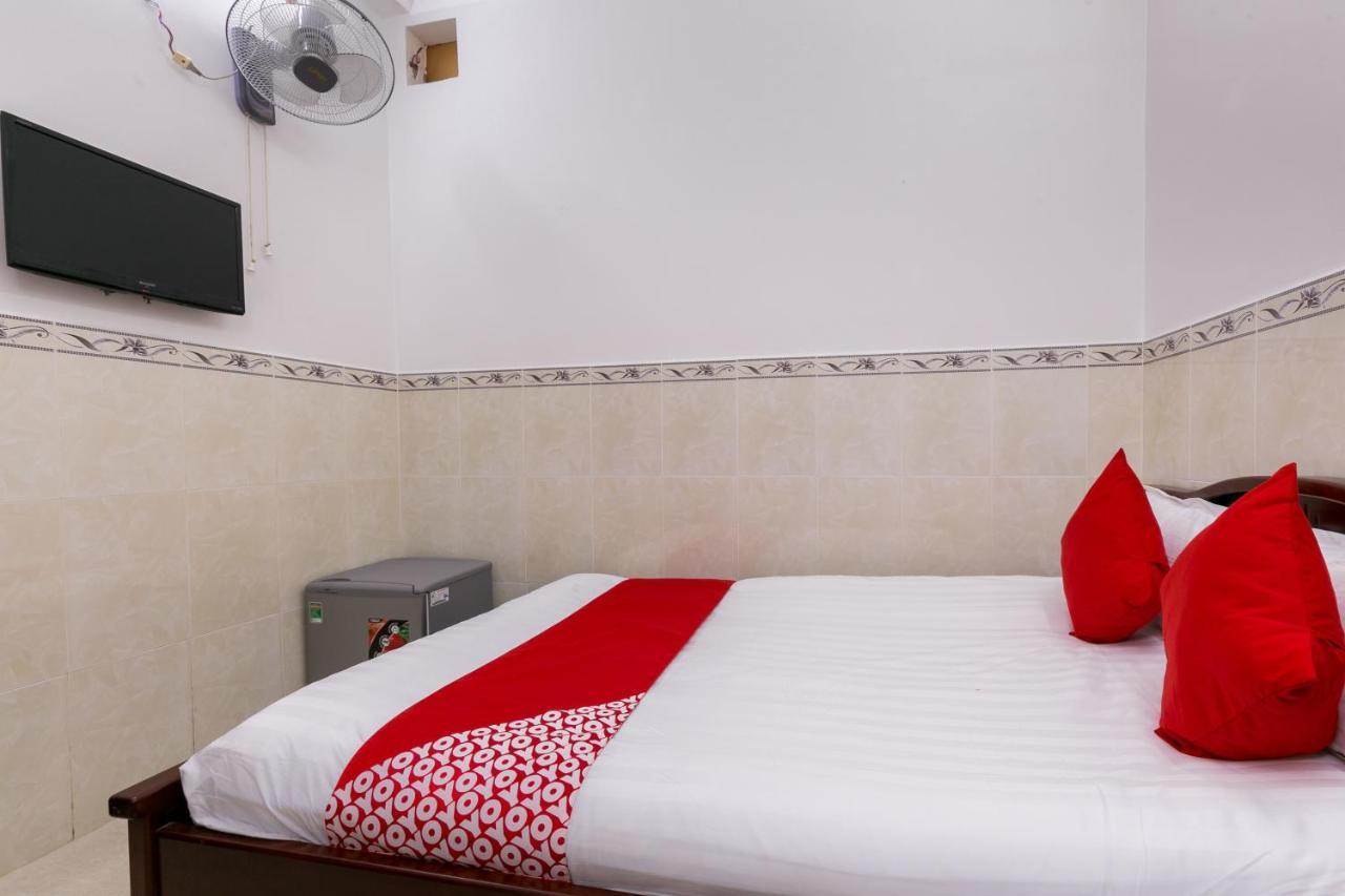 Oyo 372 Vy Ha Hotel Ho Chi Minh City Exterior photo